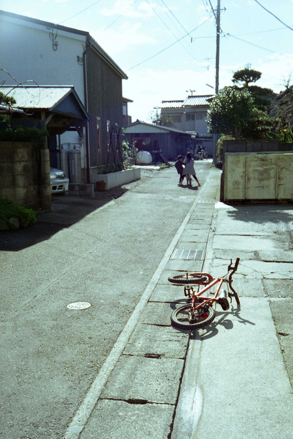 2010_01_01_井尻バス停付近_Leica IIIa_Jupiter-12 (3.5cm_F2.8)_Solaris 200.jpg